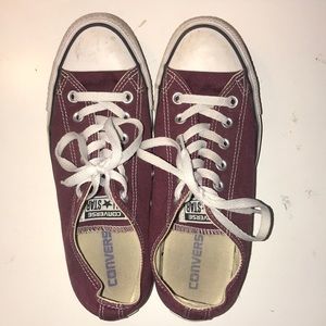 Maroon Converse Size: 8.5